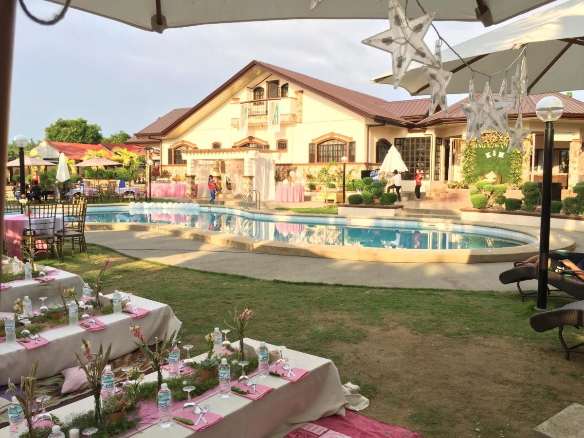 Villa Angelica Resort Alaminos Exteriér fotografie